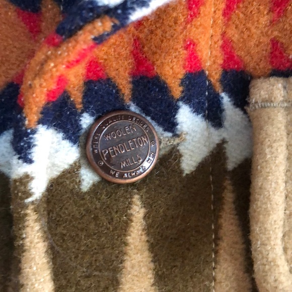 Pendleton coat - Picture 3 of 5